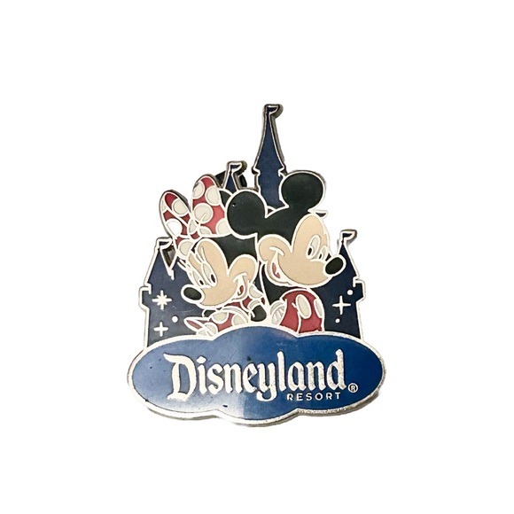 Disneyland Resort 2016 Disney Mickey Minnie Castle Collector’s Trading Pin - Picture 1 of 4